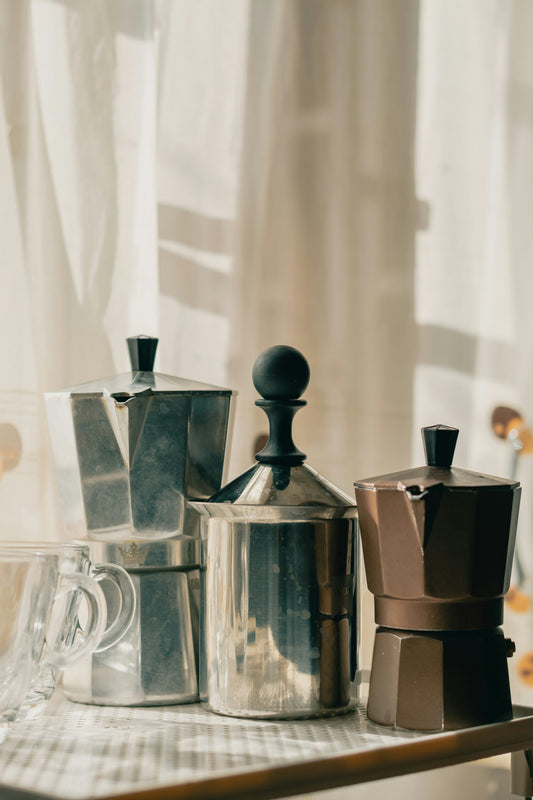 Manual Milk Frothers: How Hand Pump Frothers Create Foam for Cappuccino, Latte, and Coffee Drinks