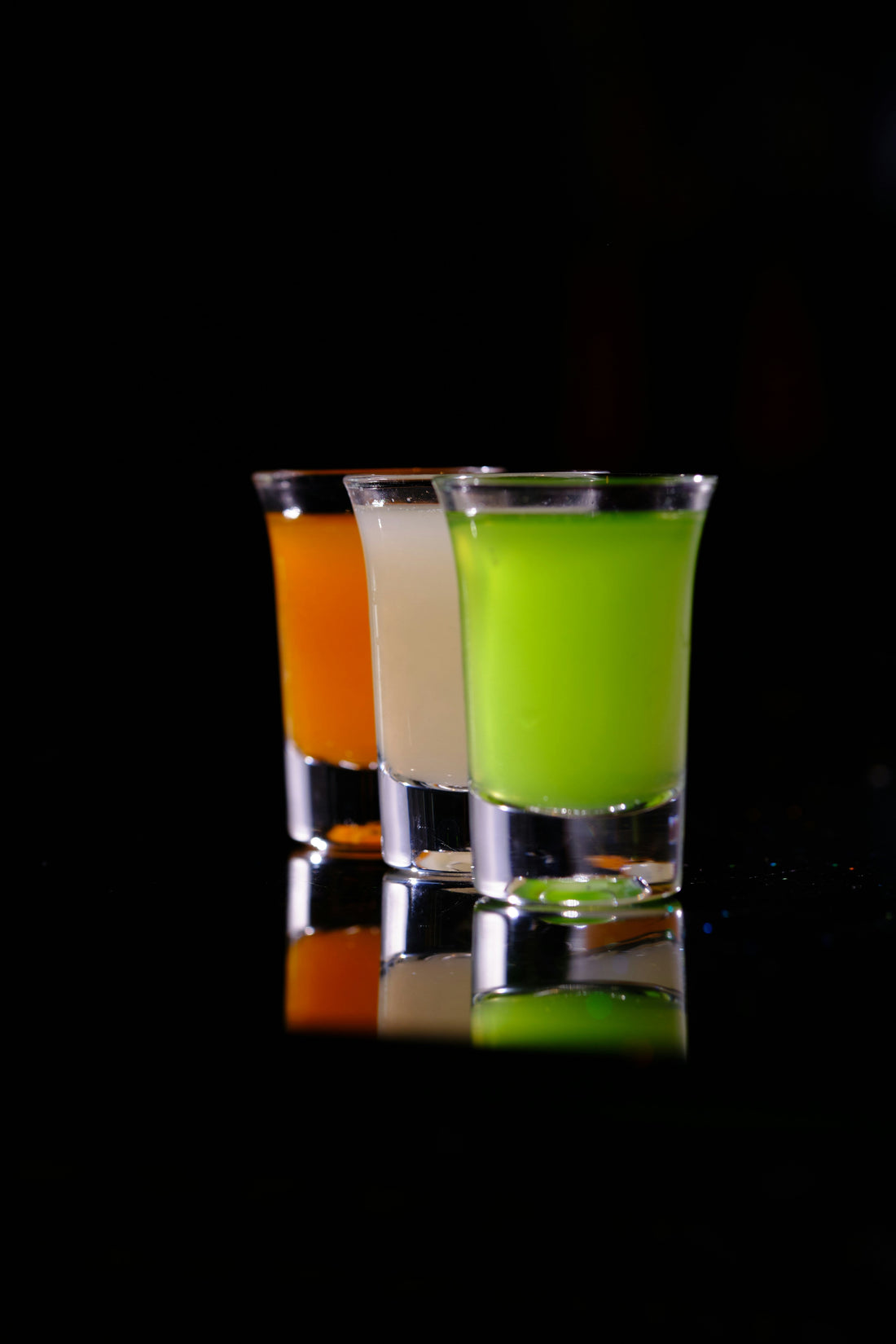 Shot Glass Sets: What to Look for in Engraved Glassware for Bars, Gifts, and Gatherings