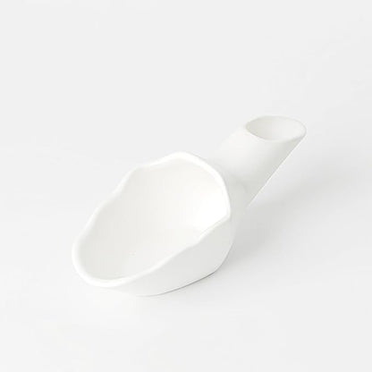 Coffee Bean Measuring Scoop with Funnel Coffee Bean Dosing Cup Ceramic Ground Coffee Spoon For Coffee Tea Sugar Flour (White)
