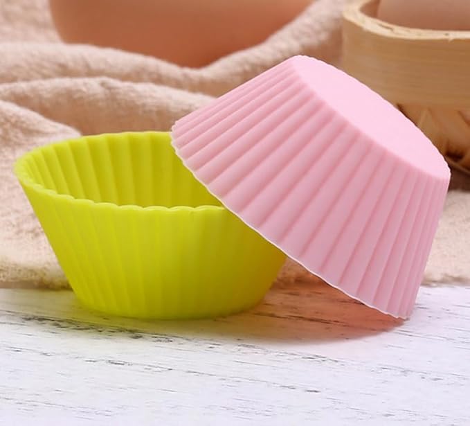 AKOAK Reusable Silicone Non-stick Baking Cups, Cake Molds, Kitchen Baking Cooking Accessories, DIY Cake Making Tools - Pack of 10 (Green)