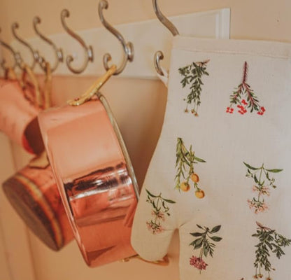 Elegant Vintage Oven Mitt - Heat Resistant Oven Glove with Botanical Print - Perfect for BBQ, Baking, Cooking and Grilling
