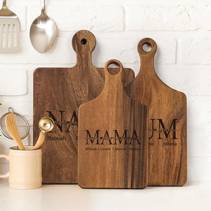 callie Personalized Cutting Board for Grandma, Mom, Wooden Chopping Board with Family Member Names, Mother's Day, Christmas, Birthday Gifts for Women (S, M, L)