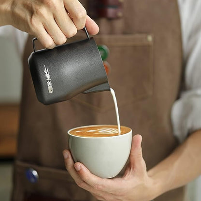 MHW-3BOMBER Milk Frothing Pitcher 450ml/15.2oz Milk Frother Cup Espresso Steaming Pitcher Stainless Steel Milk Frother Cup Barista Latte Art Round Spout Milk Jug P6005MB-OS