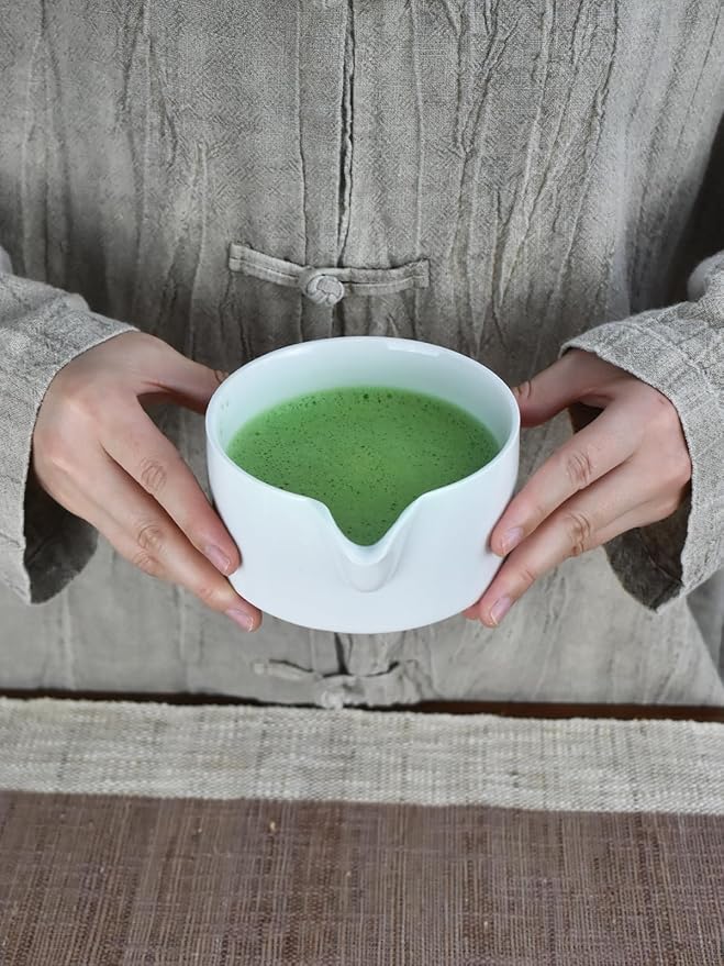 Artcome Premium Matcha Tool Set – Includes Matcha Bowl with Pouring Spout, Whisk, Whisk Holder, Tea Scoop & Matcha Manual - White