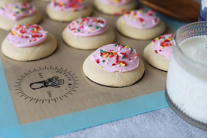 Silicone Baking Mats For Cookies, Full Size Baking Sheet Liners, Pack Of 2, 17 X 25 Inch, Non-Stick, Baking Mats Silcone, Perfect For Baking Macarons Cookies And Cakes