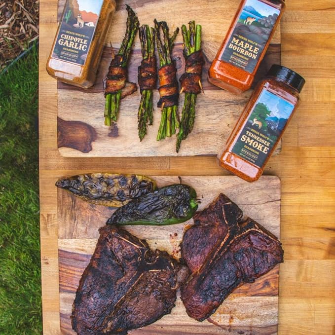 Spiceology & Derek Wolf - Maple Bourbon Seasoning - Sweet & Smoky Barbeque Rubs, Seasonings and Spice Blends - Use On: Ribs, Pork Shoulder, Beef, Bacon, Chicken Wings, Popcorn, Scallops or Duck Breast - 22 oz