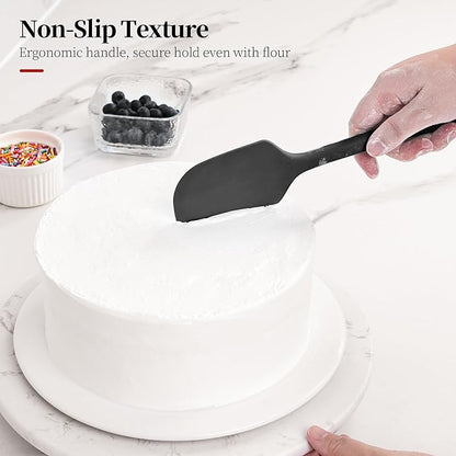 600ºF Heat Resistant Spatulas, High Heat Food Safe Semless Kitchen Silicone Scraper Set for Cooking Baking Mixing Scraping Stirring Nonstick Cookware Pan Bowl (3Pcs,Black)