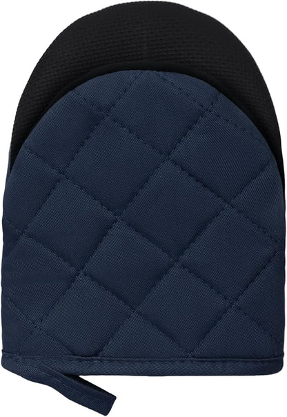 1 Pair Short Oven Mitts, Heat Resistant Silicone Kitchen Mini Oven Mitts for 500 Degrees, Non-Slip Grip Surfaces and Hanging Loop Gloves, Baking Grilling Barbecue Microwave Machine Washable