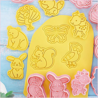 16pcs Animal Cookie Cutter Stamps Set, Lion, Panda, Forest Themed Plunger Stampers for Baking, Plastic Biscuit Molds for DIY Cookies, Cake Decor(J16)