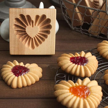 Wooden Cookie Biscuit Mold, 3D Baking Mold, Embossing Craft Decorating Baking Tool, Suitable for Halloween Thanksgiving Christmas Kitchen DIY (Love B 10 * 10 * 2)
