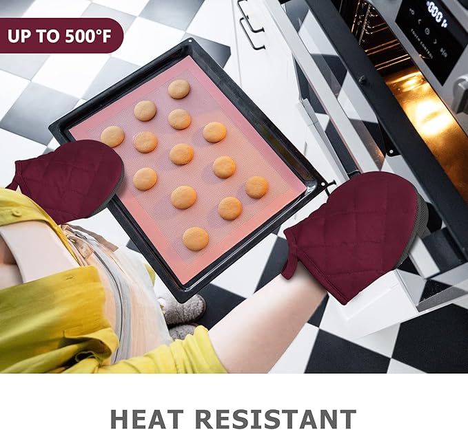 Qulable 1 Pair Short Oven Mitts - Silicone Kitchen Oven Gloves High Heat Resistant 500℉, Mini Oven Mits with Non-Slip Grip Surfaces and Hanging Loop for BBQ, Baking, Cooking and Grilling (Dark Red)