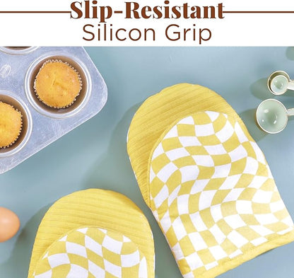 Folkulture Mini Oven Mitts or Short Oven Mitts | (5.75 x 9) Set of 2 Cotton Yellow Oven Mits Heat Resistant for Kitchen Decor | Yellow Check Kitchen Mittens or Oven Mitt with Hanging Loop