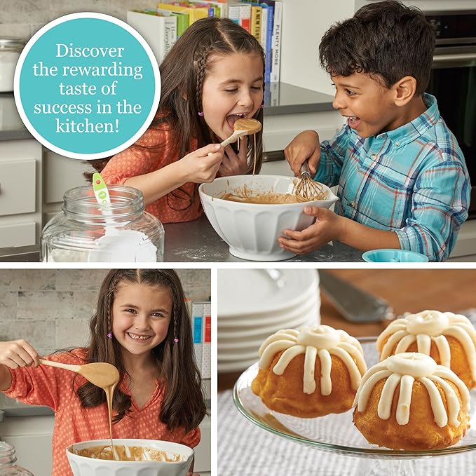 MindWare Playful Chef Deluxe Baking Kit - Set Includes 17 Utensils with Color-Coded Measuring Tools & 5 Healthy Recipes – Ages 4 & up