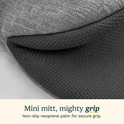 Cuisinart Mini Oven Mitts – 5.5” x 7” Heat-Resistant Kitchen Mitts for Oven with Non-Slip Neoprene Palm, Cotton Filling, and Fabric Loop – Durable Oven Mitt Set for Cooking & Baking (Black)