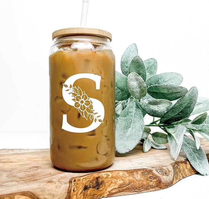 Personalized Gifts for Women, Monogrammed Glass Cups with Lids and Straws, Custom Tumbler, Cute Customized Mug, Aesthetic Stuff, Initial Iced Coffee Cup, Drinking Glasses, Birthday Teacher Gifts, E