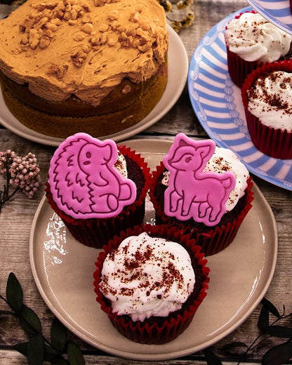 BAKERLOGY Forest Friends - Mini 2" Cookie Cutter & Stamp Set - Fawn & Hedgehog Design for Easter & Woodland Spring Cookies, Cupcakes & Fondant Decorations
