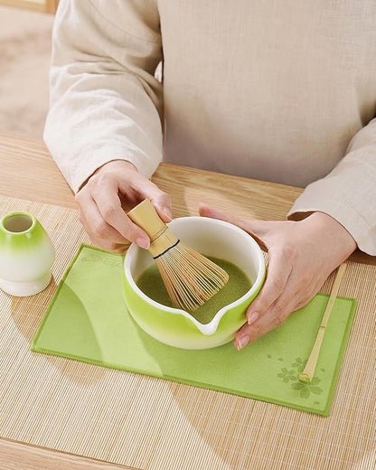 ZENS Matcha Whisk Set, 15oz Hand-Glazed Matcha Bowl with Spout and Bamboo Whisk, Whisk Holder (Chasen), Scoop & Tea Towel, 5pcs Matcha Tea Set Gift for Matcha Ceremony, Green